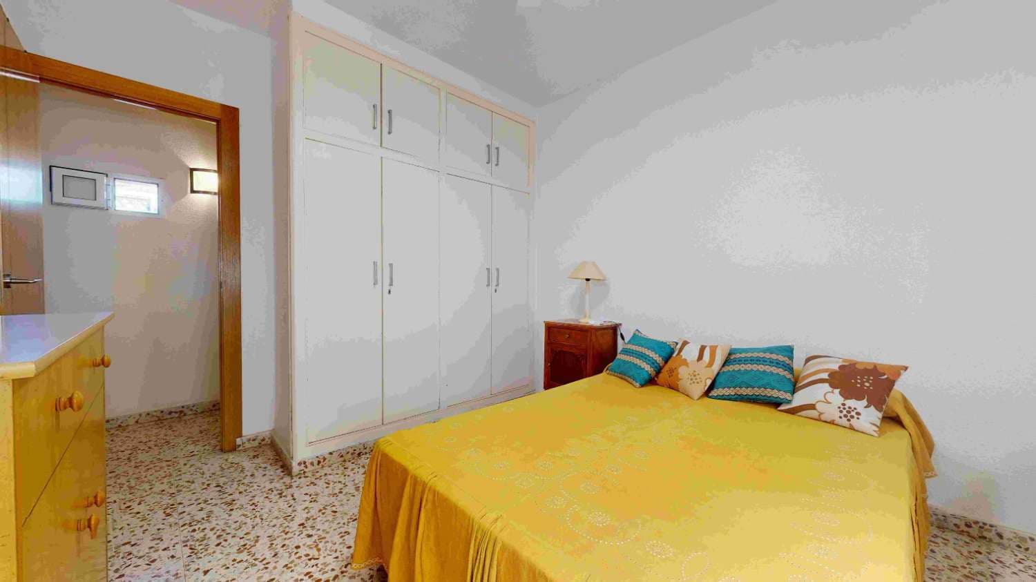 3 camera da letto Appartamento in vendita in Torrevieja - 210.000 € (Rif: 8579508)