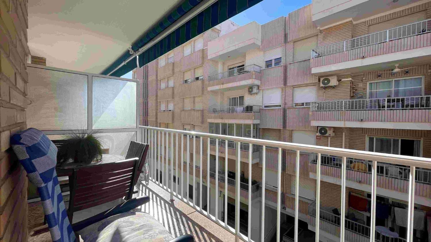 3 camera da letto Appartamento in vendita in Torrevieja - 210.000 € (Rif: 8579508)