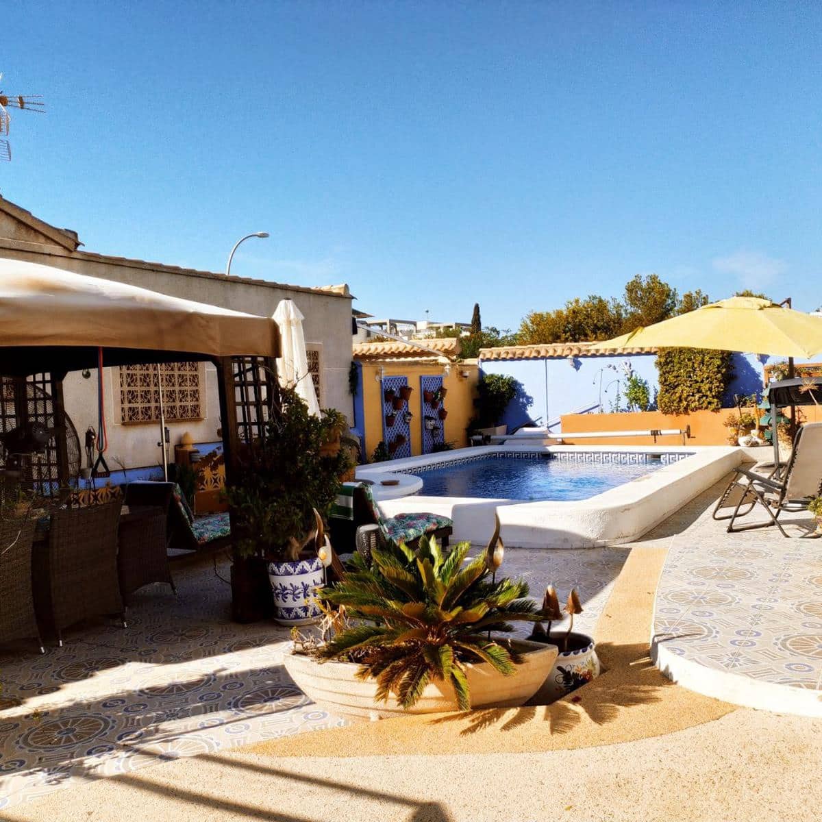 4 bedroom Villa for sale in Orihuela with pool - € 369,950 (Ref: 8582051)