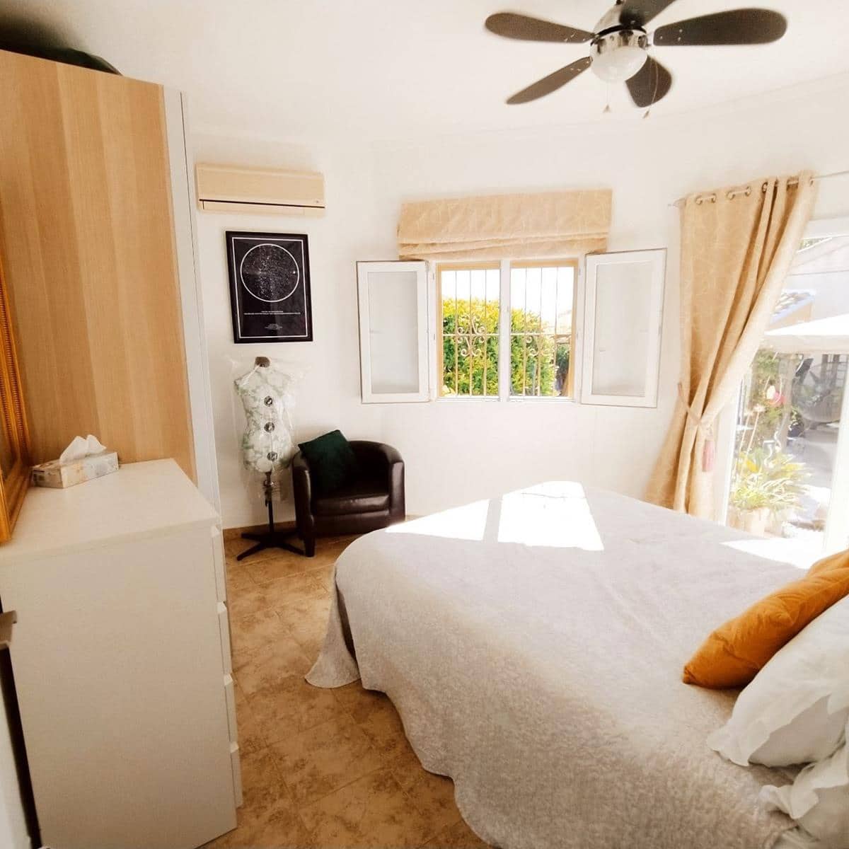 4 bedroom Villa for sale in Orihuela with pool - € 369,950 (Ref: 8582051)