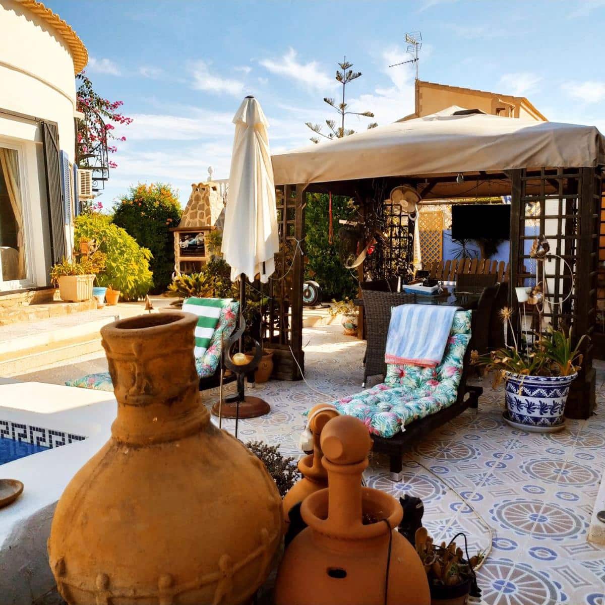 4 bedroom Villa for sale in Orihuela with pool - € 369,950 (Ref: 8582051)