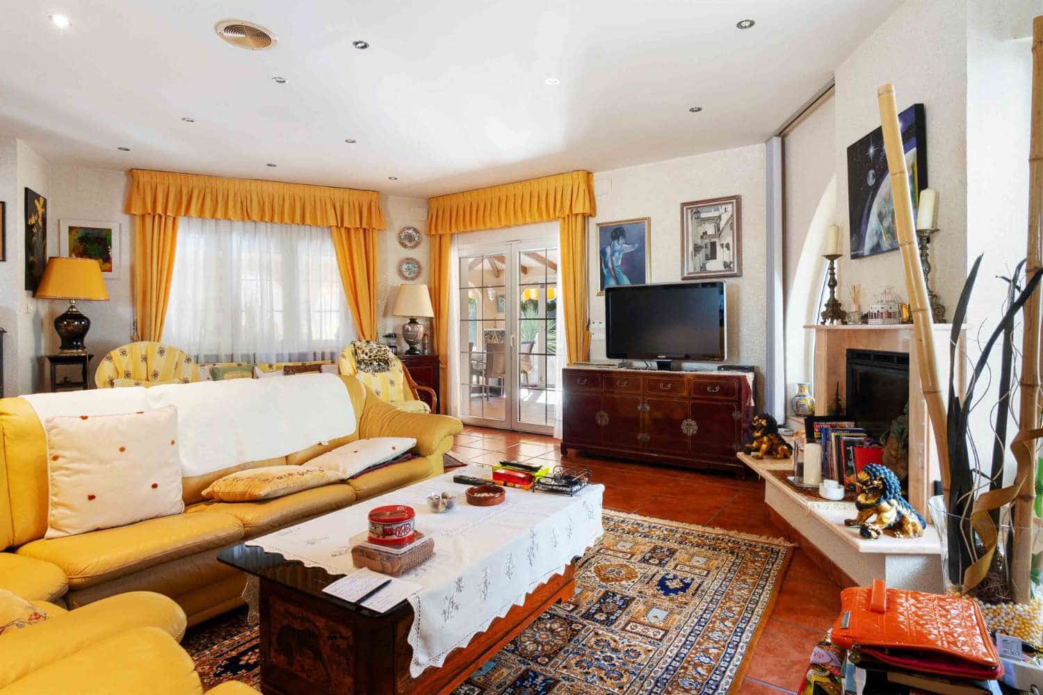 3 bedroom Villa for sale in Orihuela with pool - € 1,750,000 (Ref: 8597130)