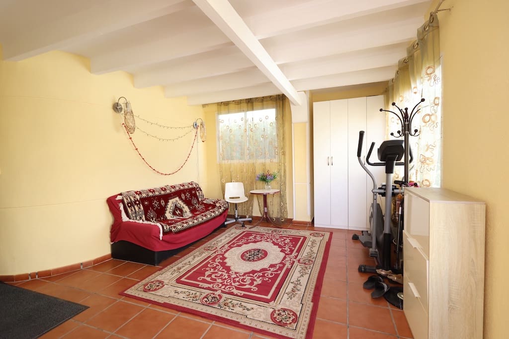 4 sypialnia Willa na sprzedaż w Playa Flamenca z basenem - 565 000 € (Ref: 8640898)