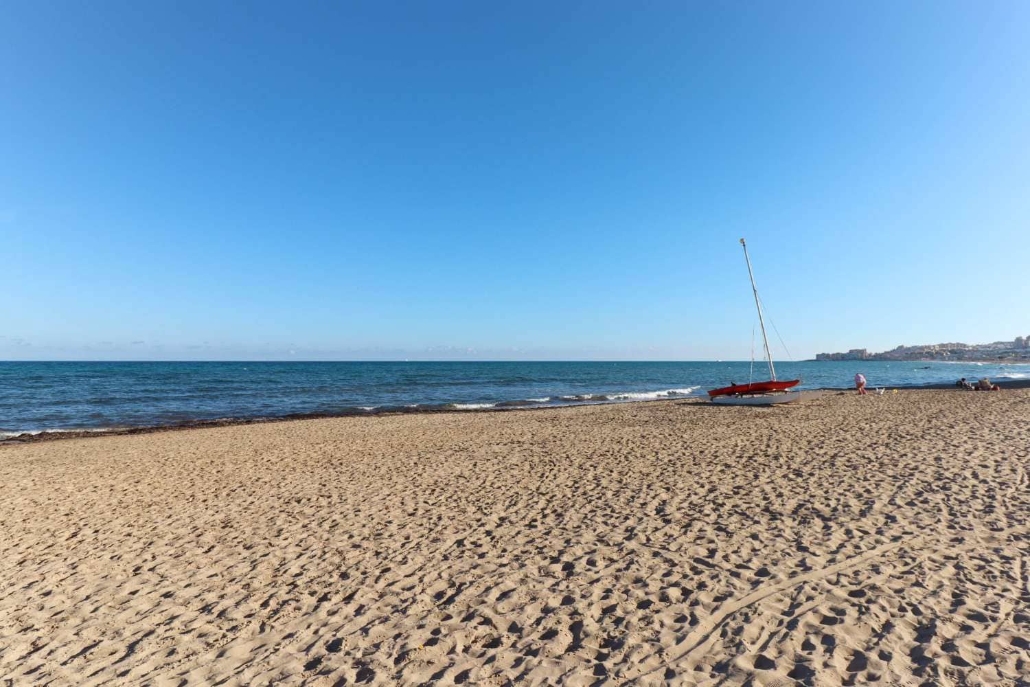 Apartamento de 2 habitaciones en Torrevieja en venta - 159.000 € (Ref: 8640906)