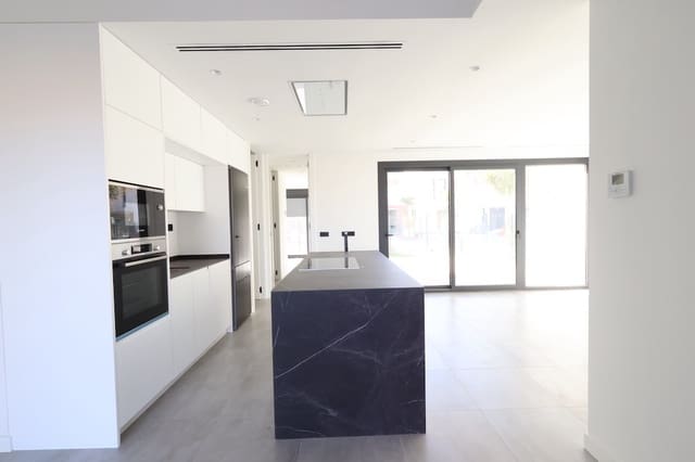 3 sovrum Radhus till salu i Los Alcázares med pool garage - 439 000 € (Ref: 8714847)