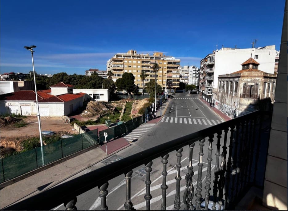 3 camera da letto Appartamento in vendita in Torrevieja con garage - 450.000 € (Rif: 8734989)