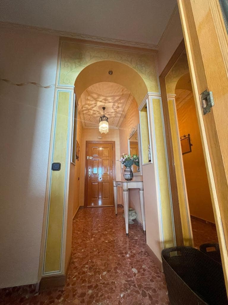 4 slaapkamer Flat te koop in Torrevieja - € 550.000 (Ref: 8754467)