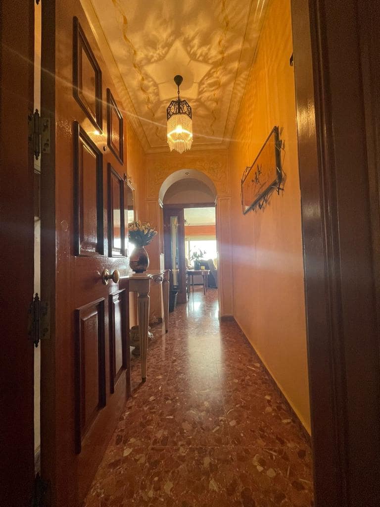 4 slaapkamer Flat te koop in Torrevieja - € 550.000 (Ref: 8754467)