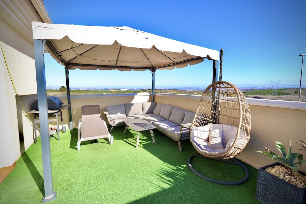 4 soveværelse Villa til salg i San Miguel de Salinas med swimmingpool garage - € 320.000 (Ref: 8759814)