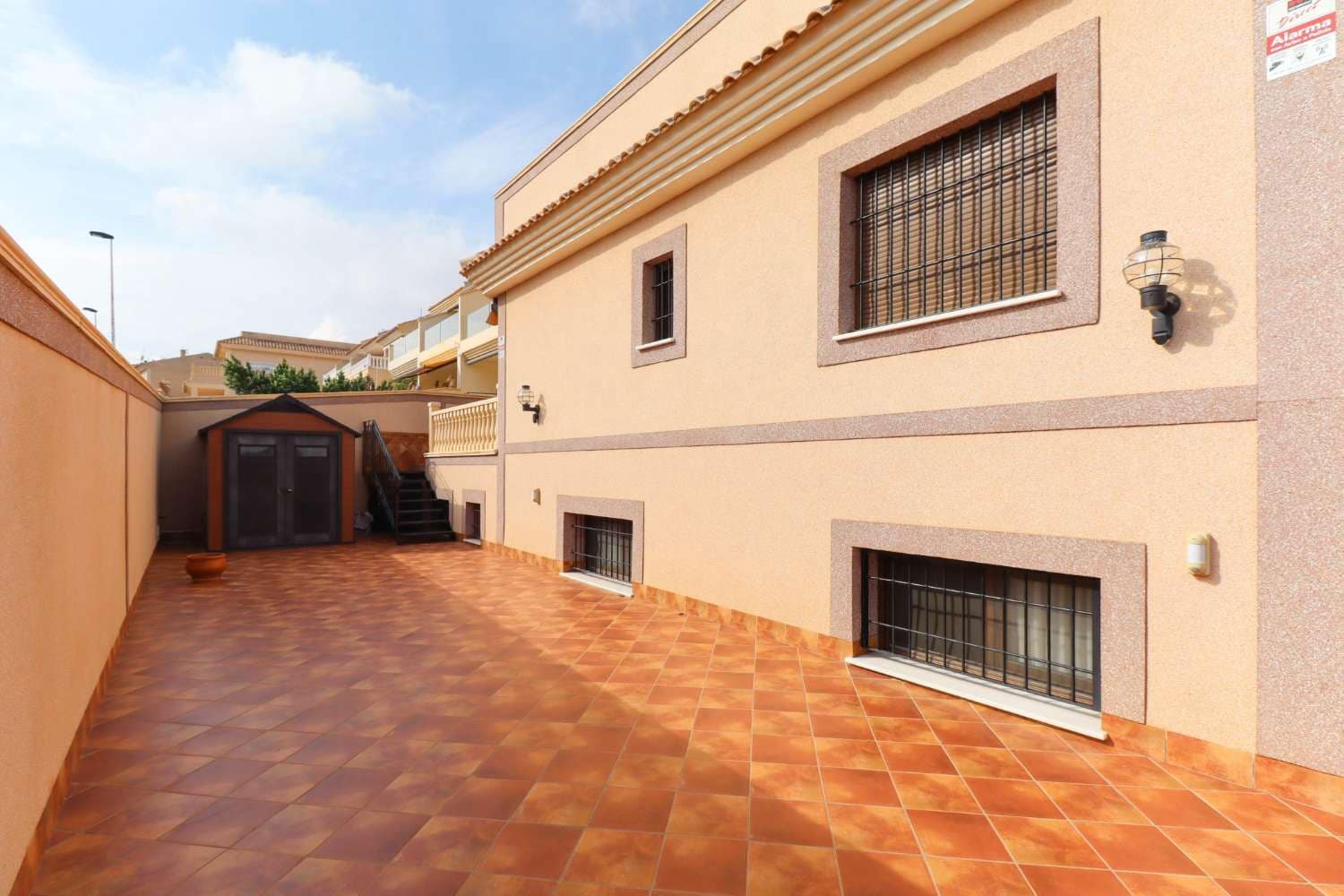 4 soveværelse Rækkehus til salg i Torrevieja med swimmingpool - € 450.000 (Ref: 8766668)