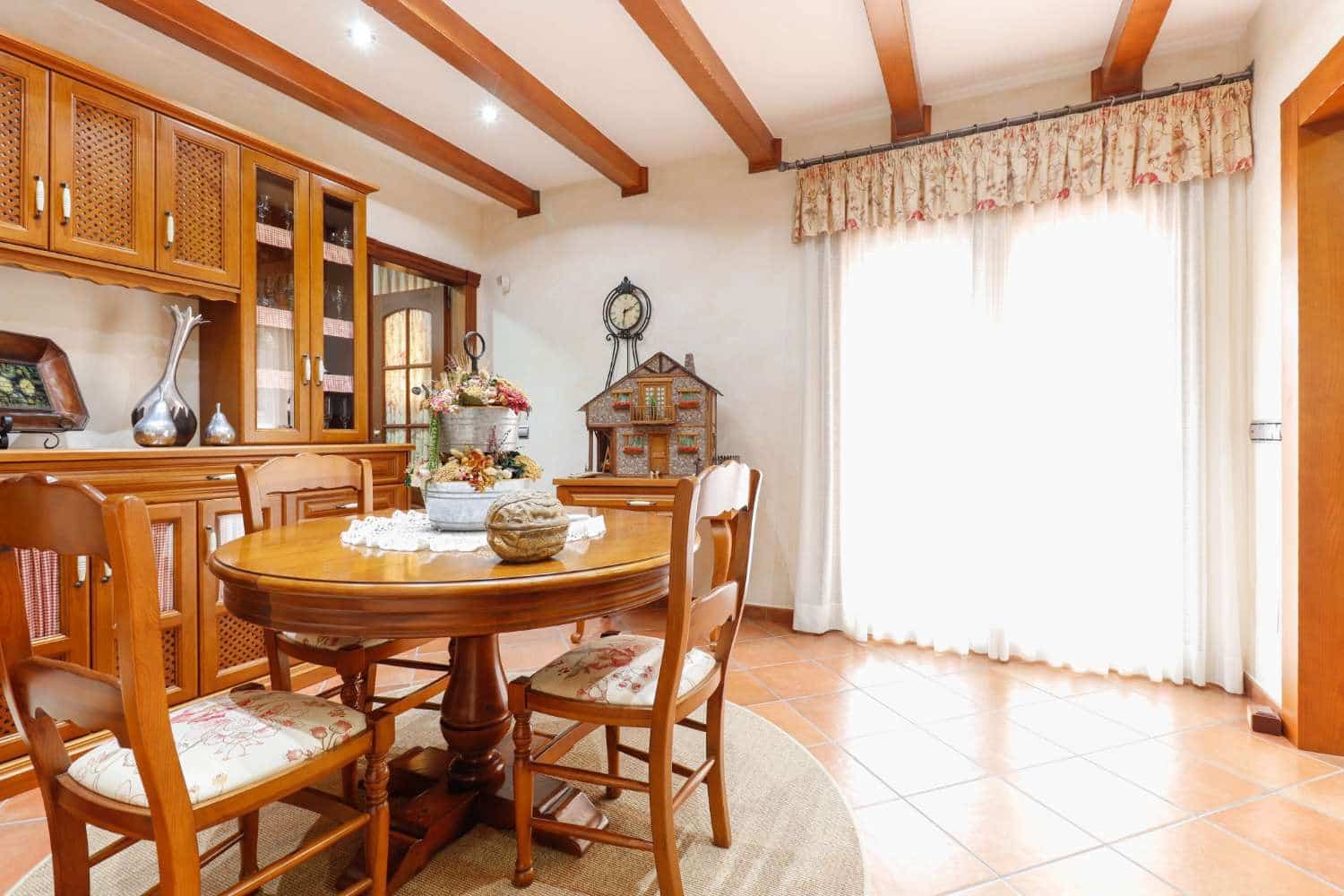 4 soveværelse Rækkehus til salg i Torrevieja med swimmingpool - € 450.000 (Ref: 8766668)