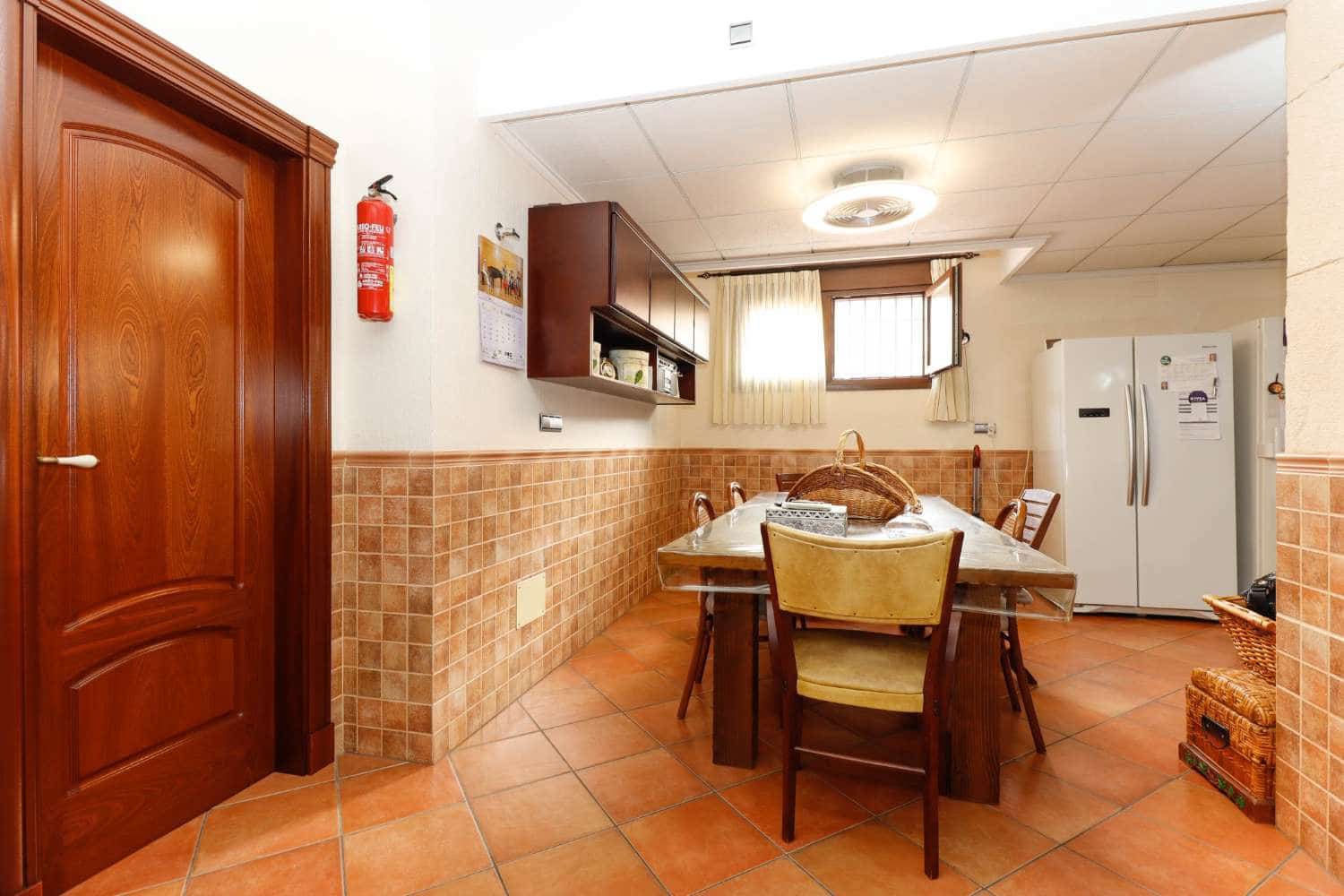 4 soveværelse Rækkehus til salg i Torrevieja med swimmingpool - € 450.000 (Ref: 8766668)