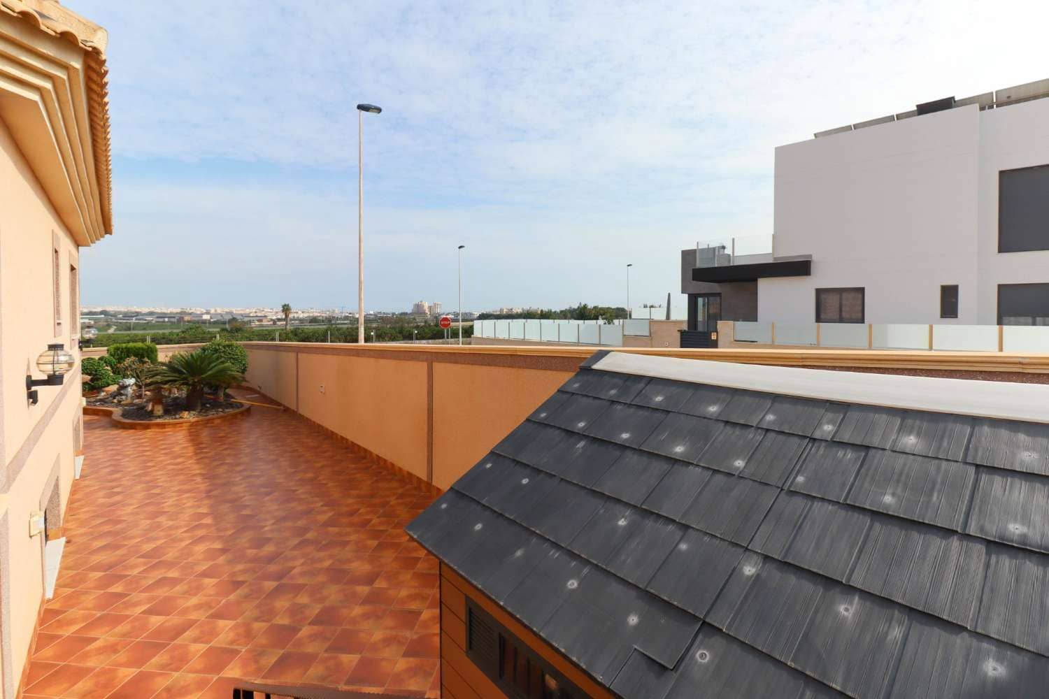 4 soveværelse Rækkehus til salg i Torrevieja med swimmingpool - € 450.000 (Ref: 8766668)