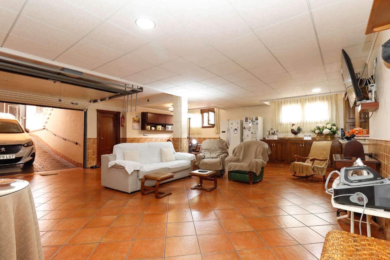 4 soveværelse Rækkehus til salg i Torrevieja med swimmingpool - € 450.000 (Ref: 8766668)