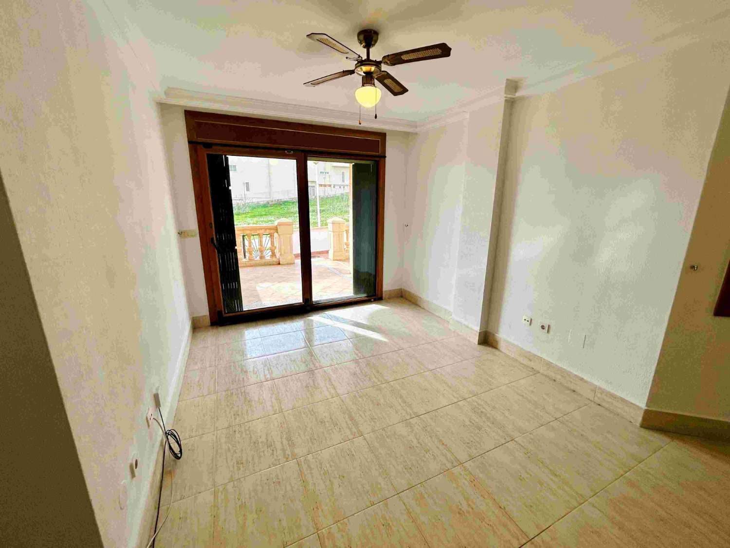 3 makuuhuone Huoneisto myytävänä paikassa Guardamar del Segura - 249 000 € (Ref: 8815586)