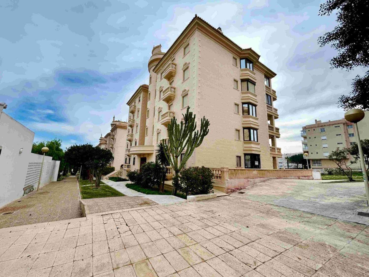 3 makuuhuone Huoneisto myytävänä paikassa Guardamar del Segura - 249 000 € (Ref: 8815586)