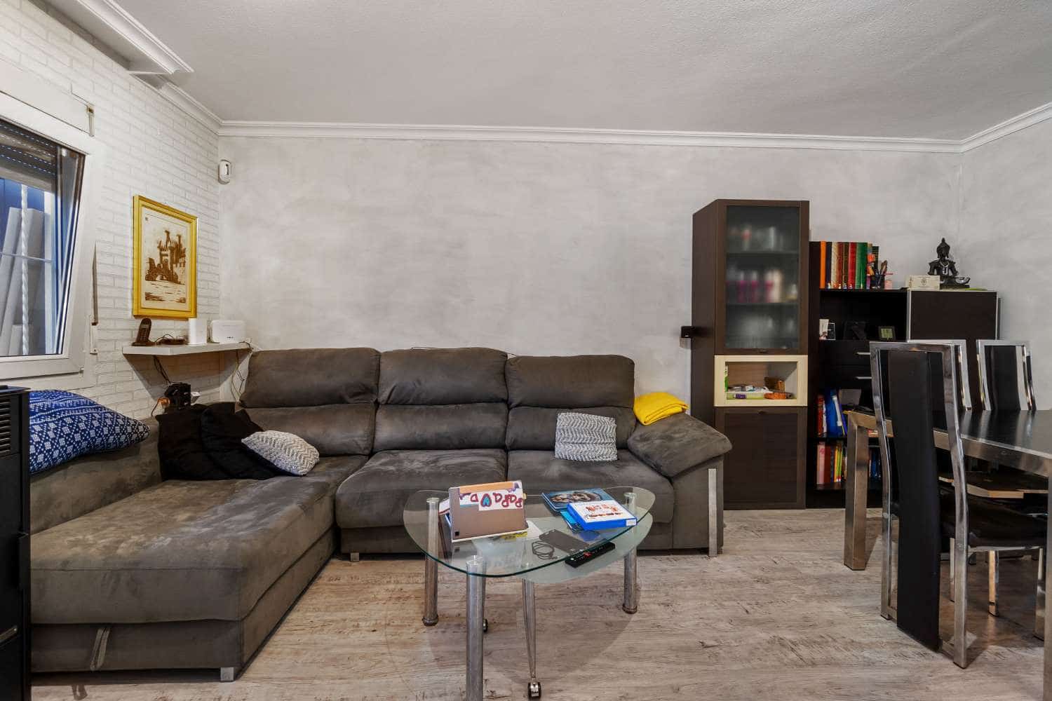 3 makuuhuone Bungalow myytävänä paikassa Torrevieja mukana uima-altaan - 235 000 € (Ref: 8821945)