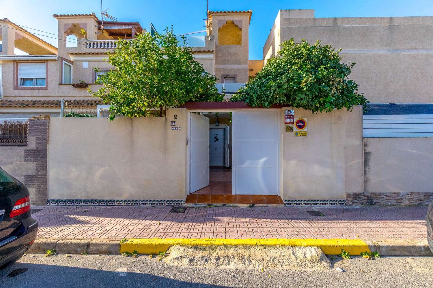 3 makuuhuone Bungalow myytävänä paikassa Torrevieja mukana uima-altaan - 235 000 € (Ref: 8821945)