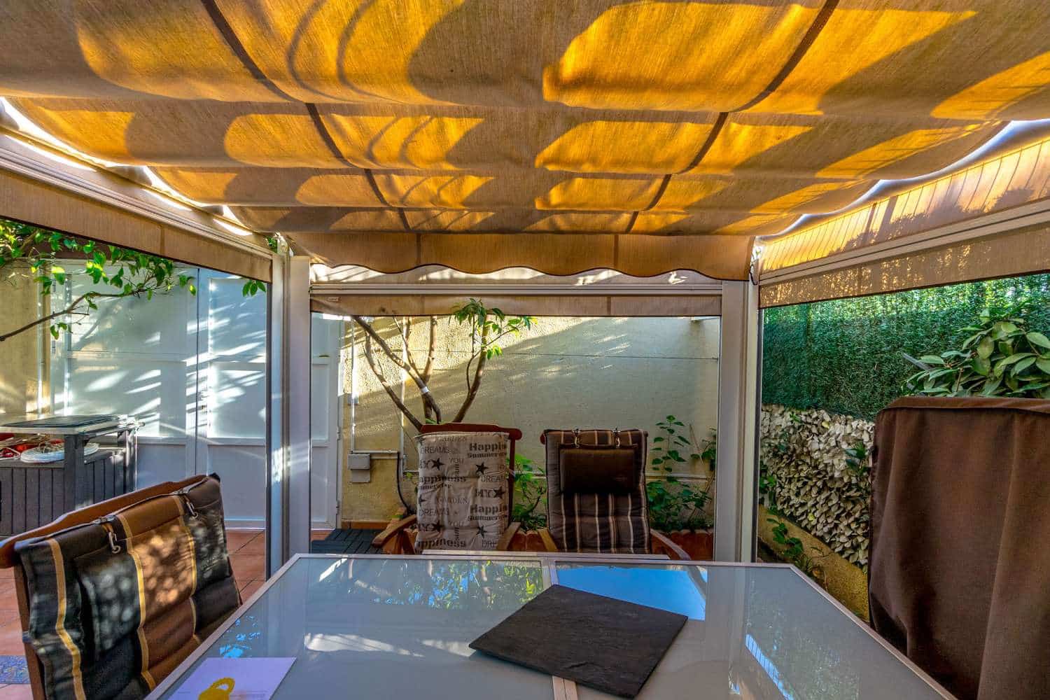 3 makuuhuone Bungalow myytävänä paikassa Torrevieja mukana uima-altaan - 235 000 € (Ref: 8821945)