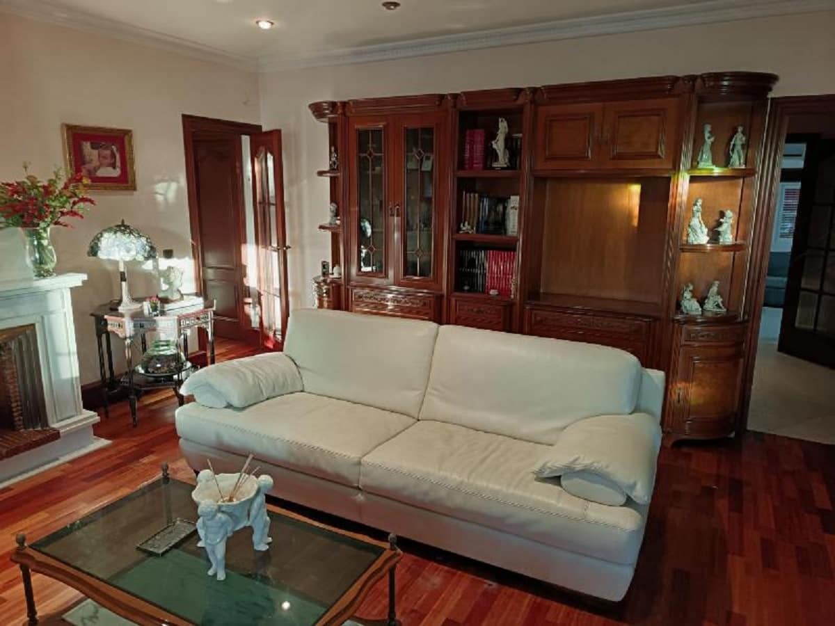 5 soveværelse Villa til salg i Torrevieja med swimmingpool - € 441.000 (Ref: 8824834)