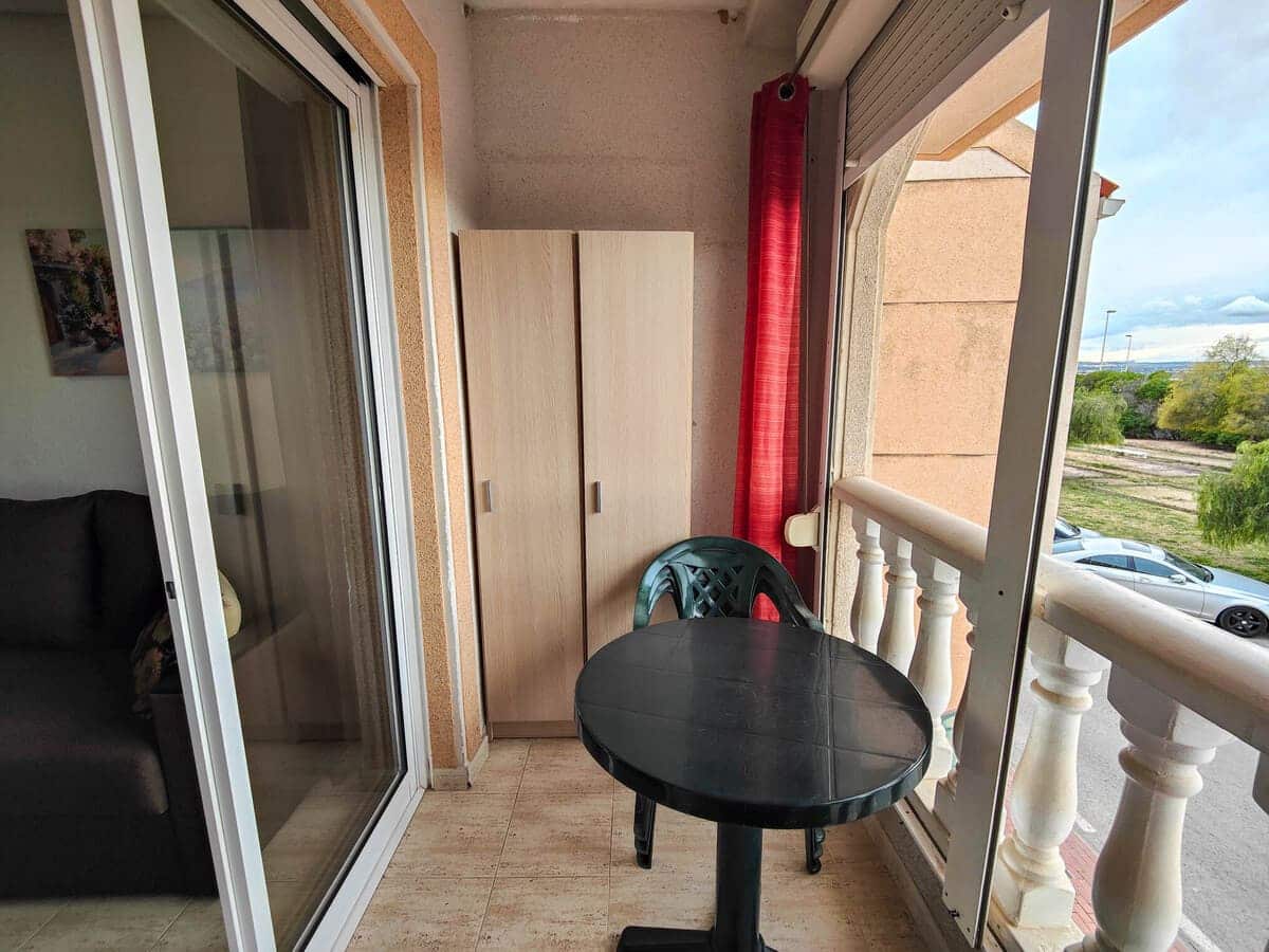 2 slaapkamer Appartement te koop in Torrevieja met zwembad garage - € 143.900 (Ref: 8834201)