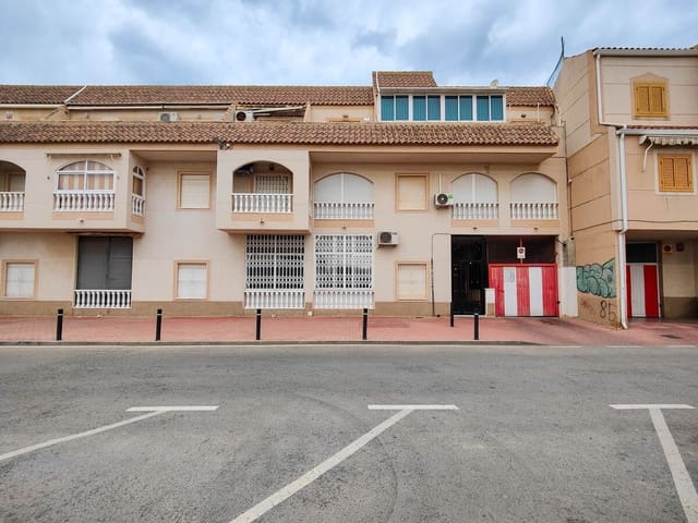 2 slaapkamer Appartement te koop in Torrevieja met zwembad garage - € 143.900 (Ref: 8834201)