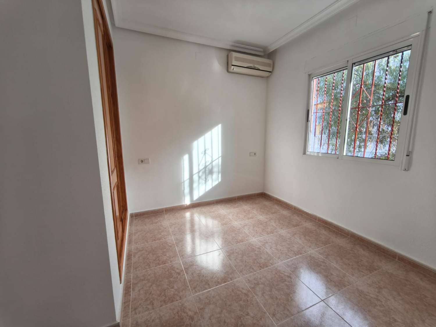 3 sypialnia Willa na sprzedaż w Algorfa z basenem - 175 000 € (Ref: 8836249)