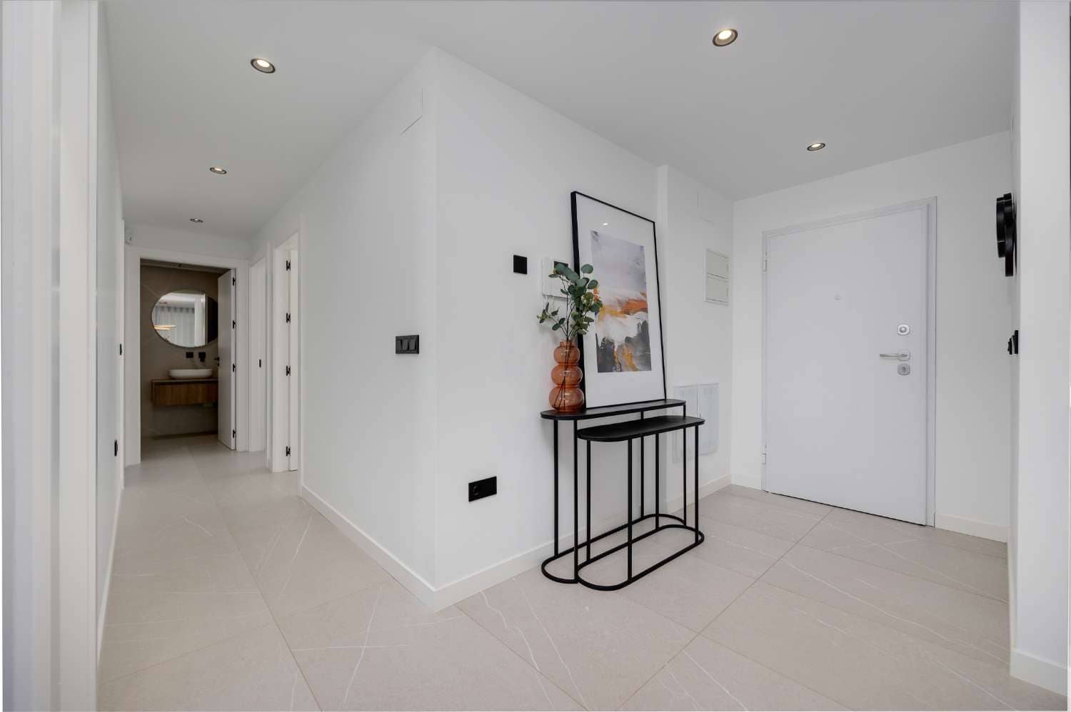 3 slaapkamer Villa te koop in Torrevieja met zwembad - € 595.000 (Ref: 8854623)