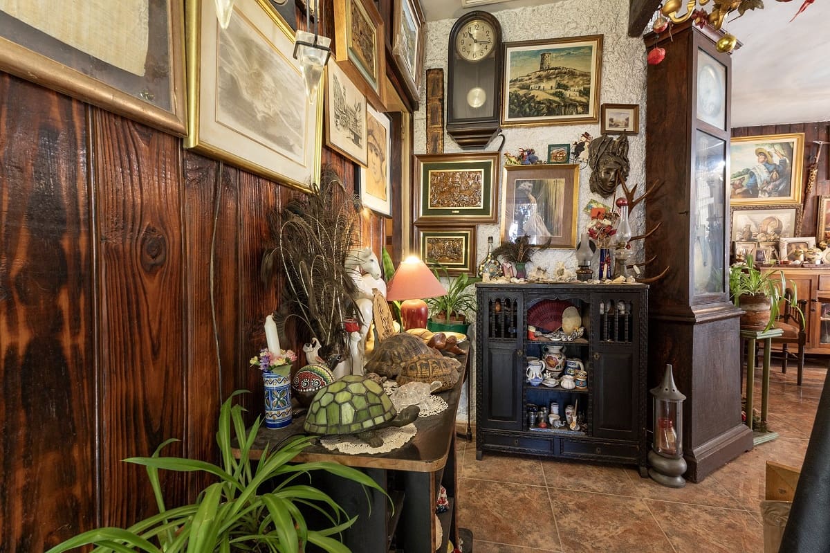 4 bedroom Villa for sale in Orihuela with garage - € 349,969 (Ref: 8896457)