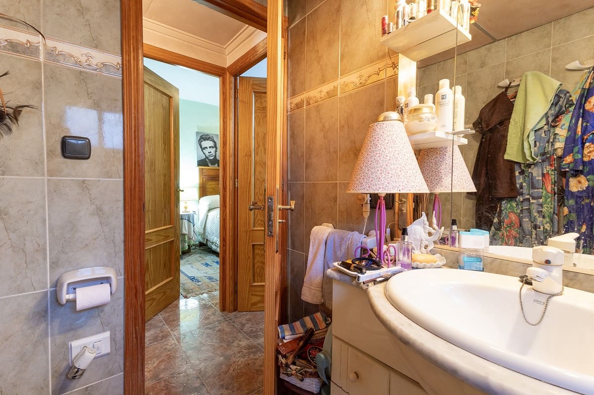 4 bedroom Villa for sale in Orihuela with garage - € 349,969 (Ref: 8896457)