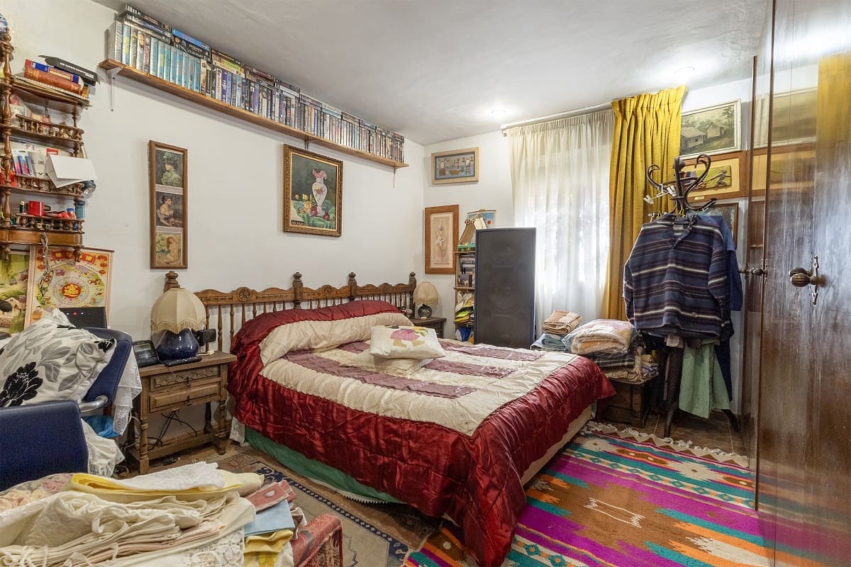 4 bedroom Villa for sale in Orihuela with garage - € 349,969 (Ref: 8896457)