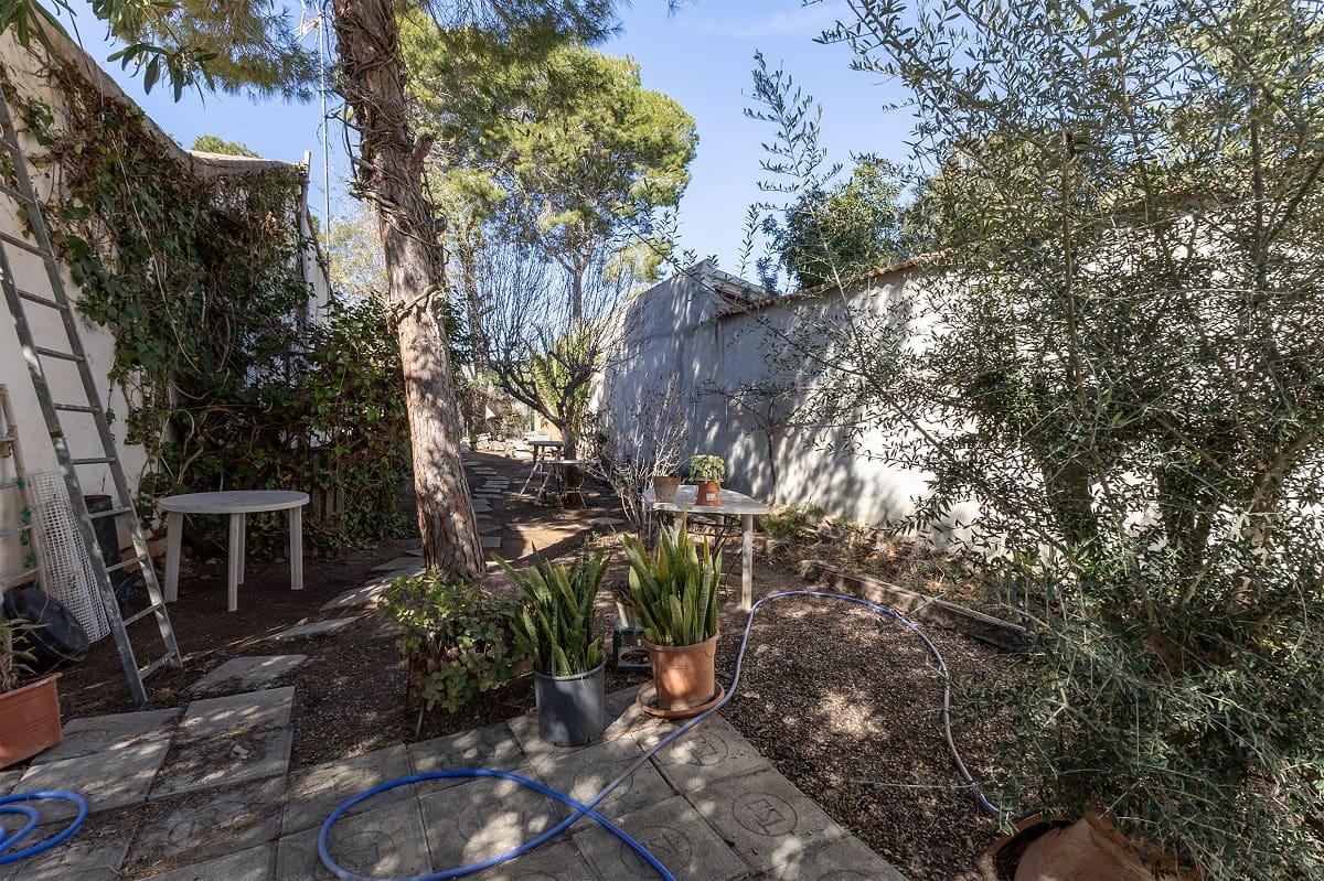 4 bedroom Villa for sale in Orihuela with garage - € 349,969 (Ref: 8896457)