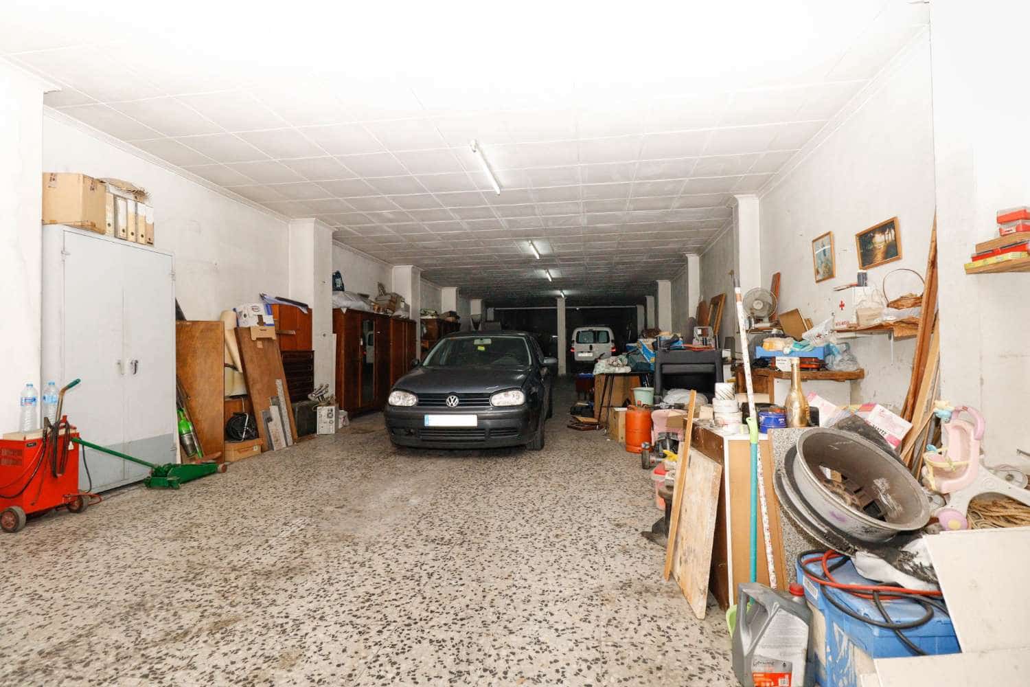 Erhverv til salg i Torrevieja - € 170.000 (Ref: 8899962)