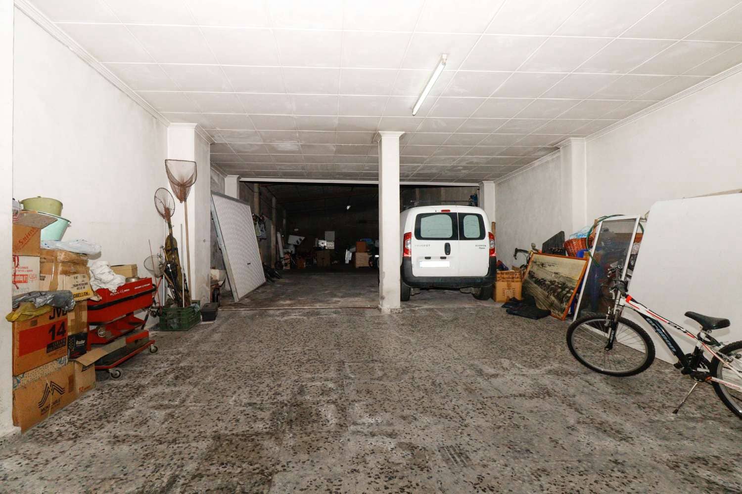 Erhverv til salg i Torrevieja - € 170.000 (Ref: 8899962)