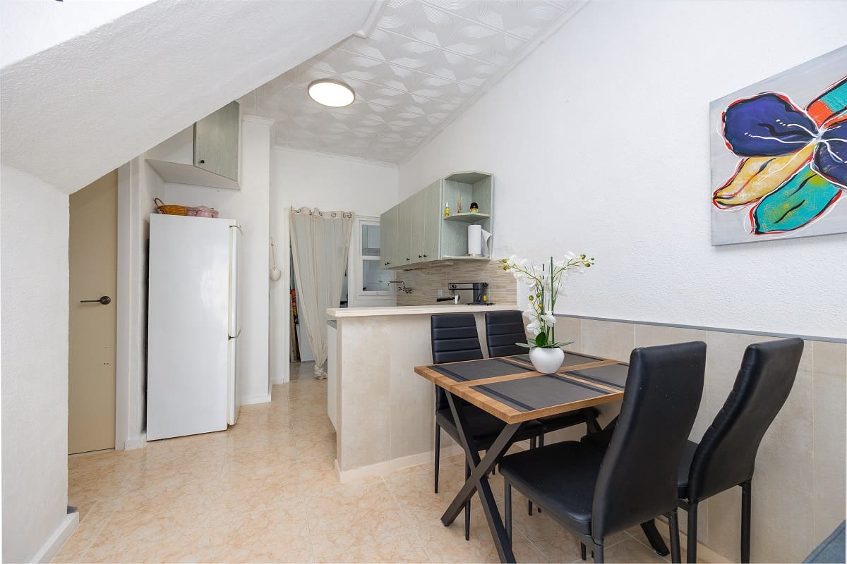 2 chambre Bungalow à vendre à Torrevieja - 132 769 € (Ref: 8910962)