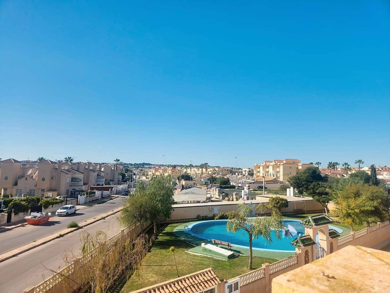 3 sypialnia Willa na sprzedaż w Orihuela Costa z basenem - 299 000 € (Ref: 8912802)