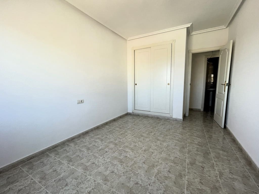 3 chambre Appartement à vendre à San Miguel de Salinas avec piscine garage - 169 990 € (Ref: 8917803)