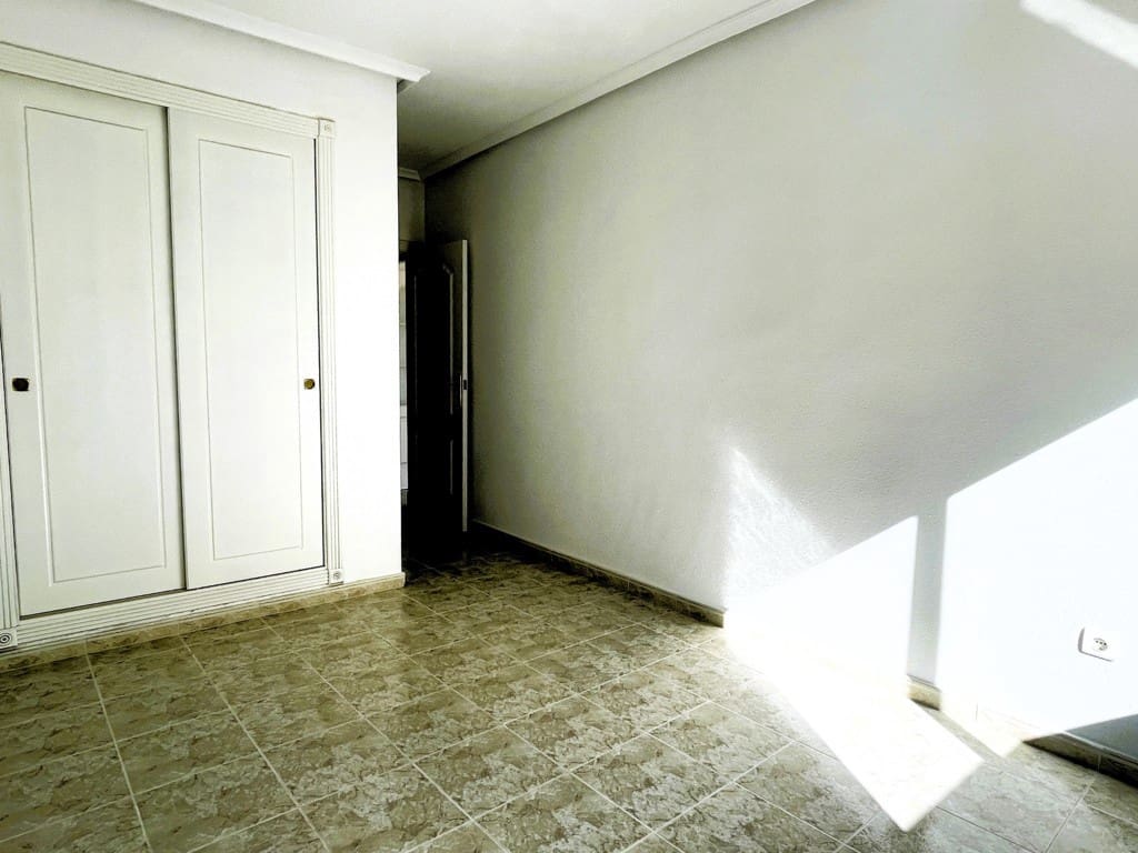 3 chambre Appartement à vendre à San Miguel de Salinas avec piscine garage - 169 990 € (Ref: 8917803)