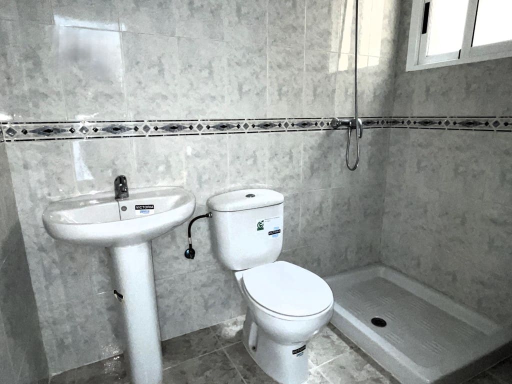 3 chambre Appartement à vendre à San Miguel de Salinas avec piscine garage - 169 990 € (Ref: 8917803)