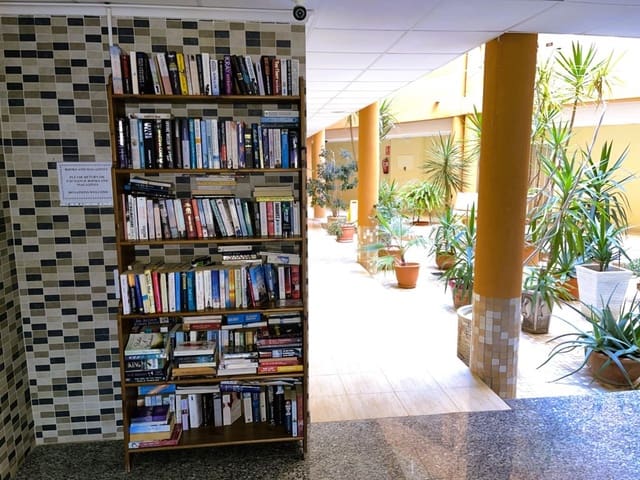 3 chambre Appartement à vendre à San Miguel de Salinas avec piscine garage - 169 990 € (Ref: 8917803)