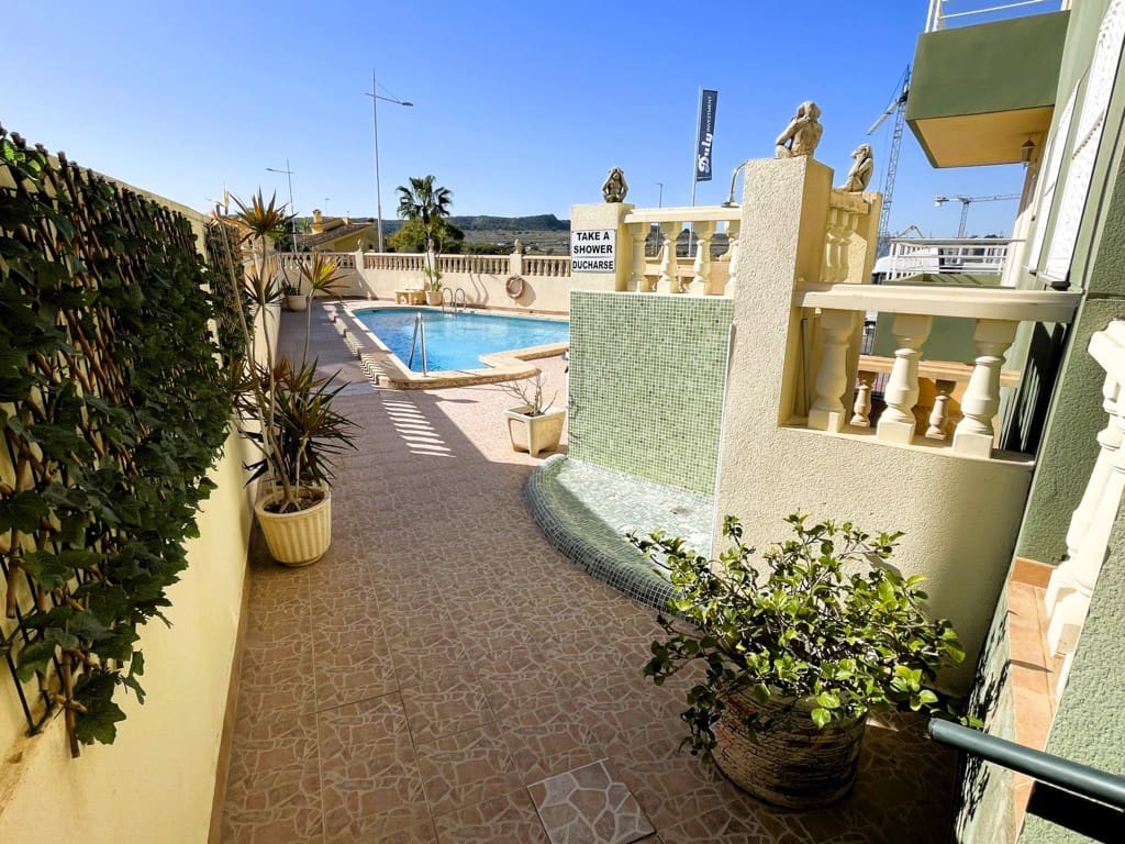 3 chambre Appartement à vendre à San Miguel de Salinas avec piscine garage - 169 990 € (Ref: 8917803)