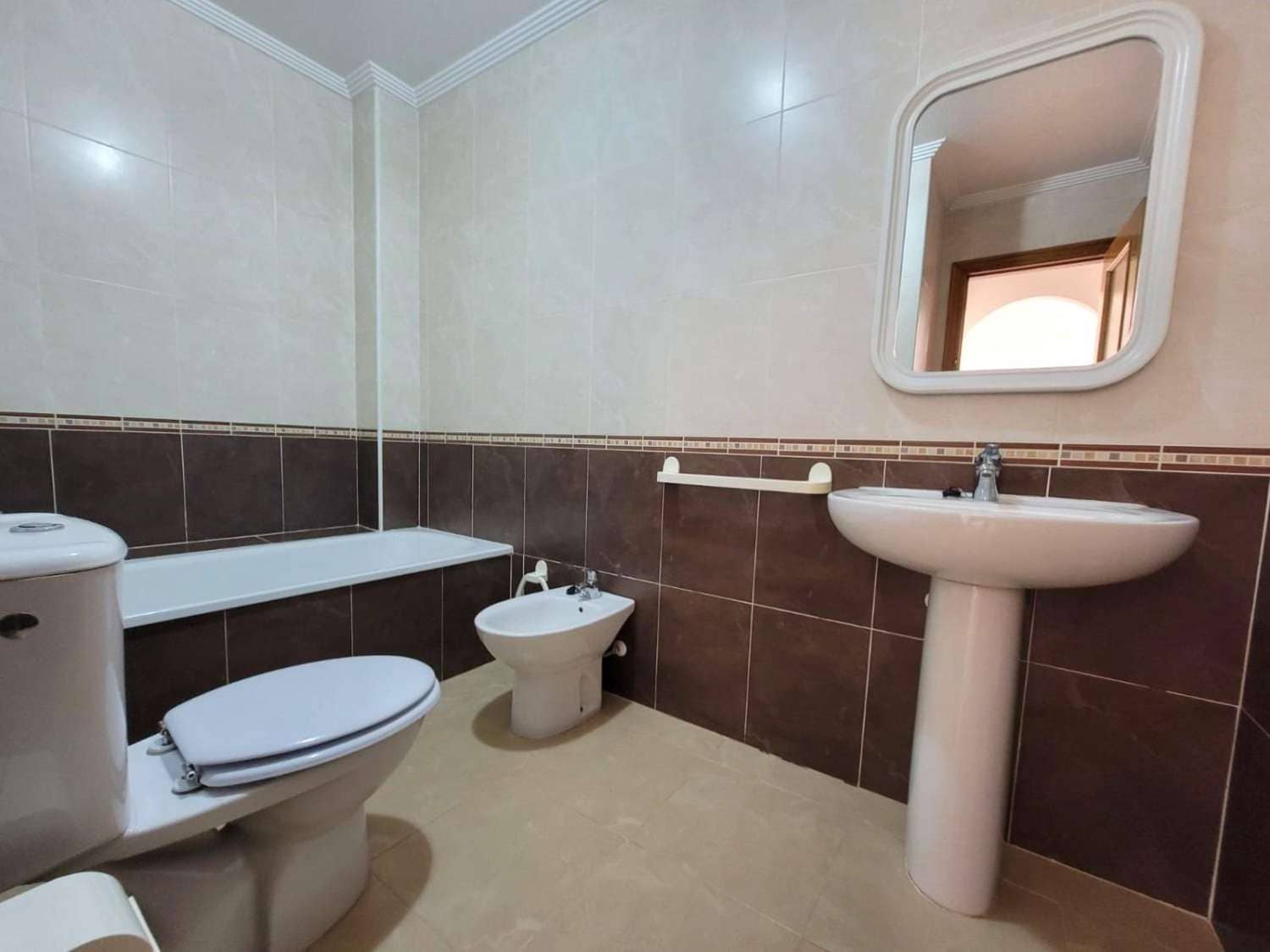 1 camera da letto Appartamento in vendita in Torrevieja con piscina garage - 138.000 € (Rif: 8942741)