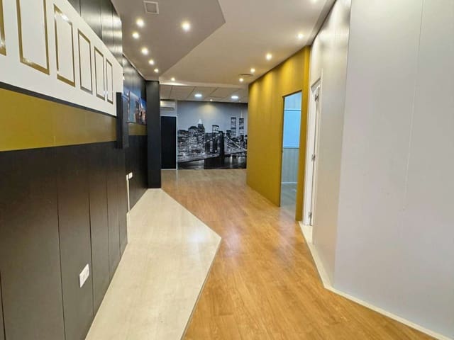 Erhverv til salg i Guardamar del Segura - € 222.200 (Ref: 8946003)