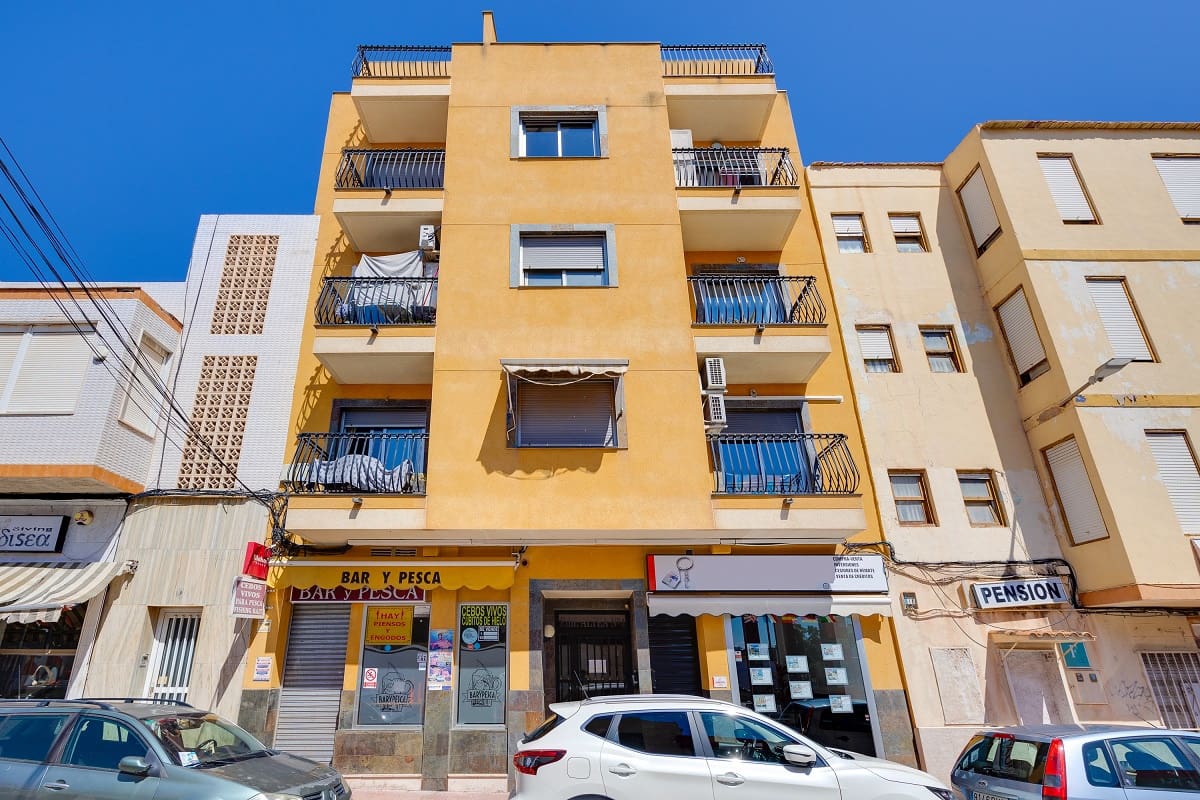2 soveværelse Lejlighed til salg i Torrevieja - € 145.969 (Ref: 8956953)