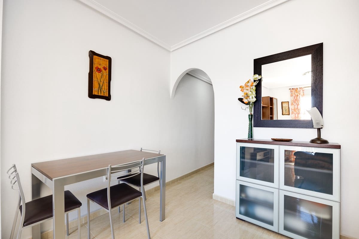 2 soveværelse Lejlighed til salg i Torrevieja - € 145.969 (Ref: 8956953)