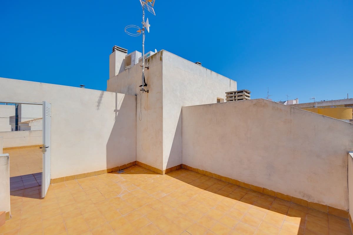 2 soveværelse Lejlighed til salg i Torrevieja - € 145.969 (Ref: 8956953)