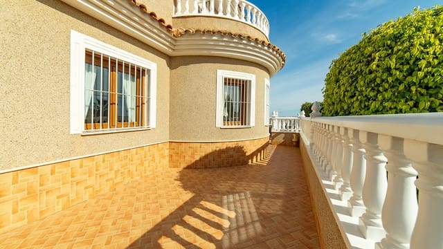 Chalet de 2 habitaciones en Los Altos en venta con piscina garaje - 290.000 € (Ref: 8961221)