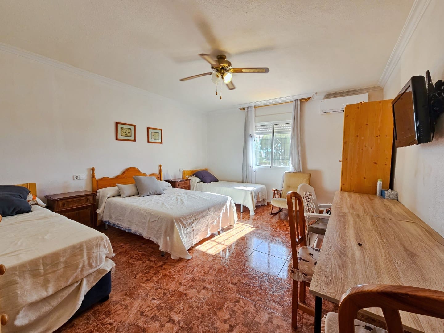 5 soveværelse Finca/Landehus til salg i Algorfa med swimmingpool - € 750.000 (Ref: 8968061)