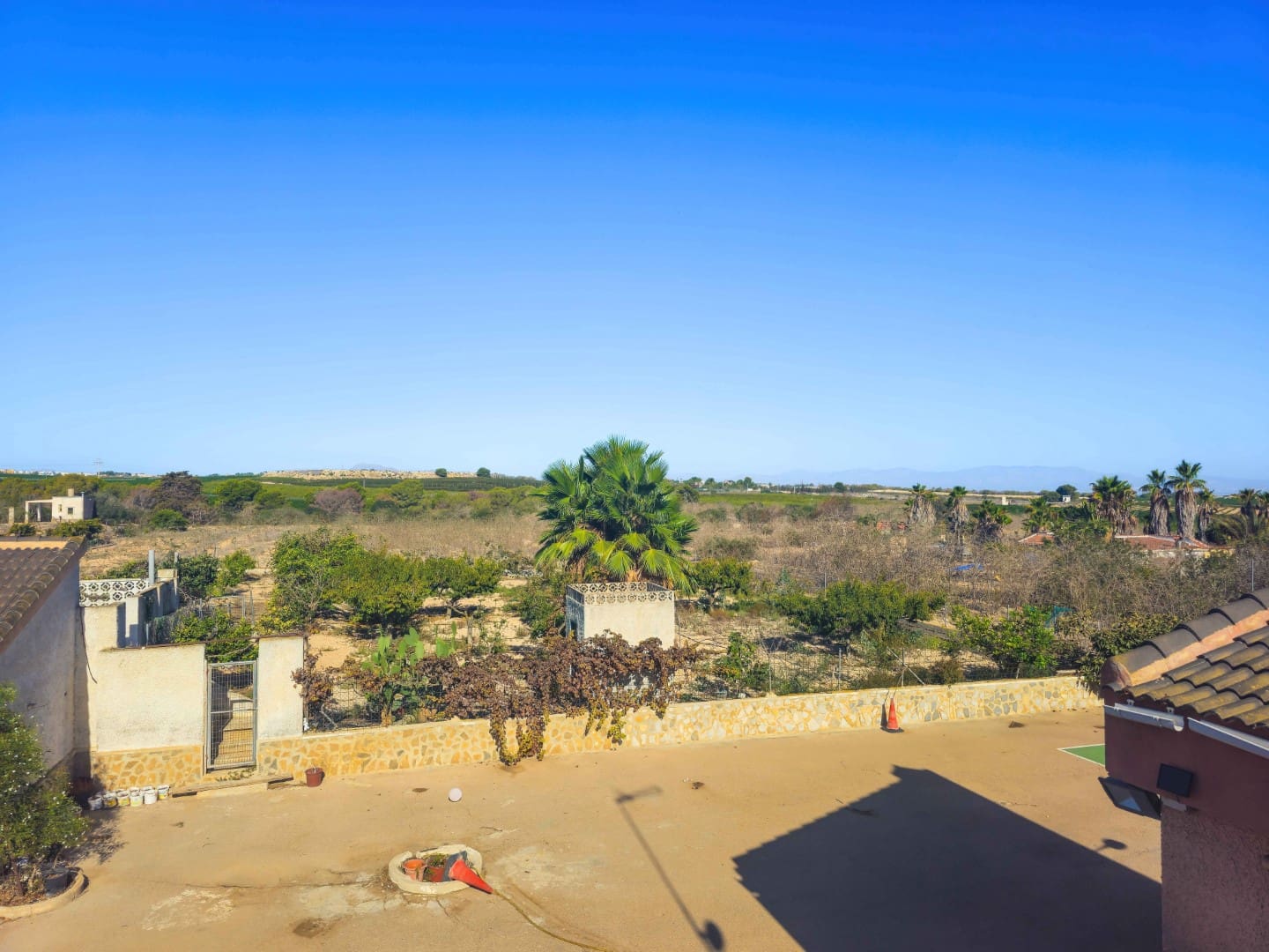 5 soveværelse Finca/Landehus til salg i Algorfa med swimmingpool - € 750.000 (Ref: 8968061)