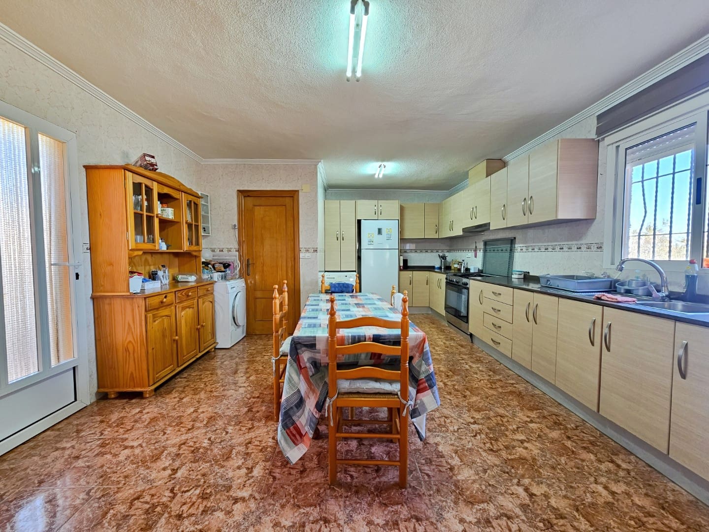 5 soveværelse Finca/Landehus til salg i Algorfa med swimmingpool - € 750.000 (Ref: 8968061)